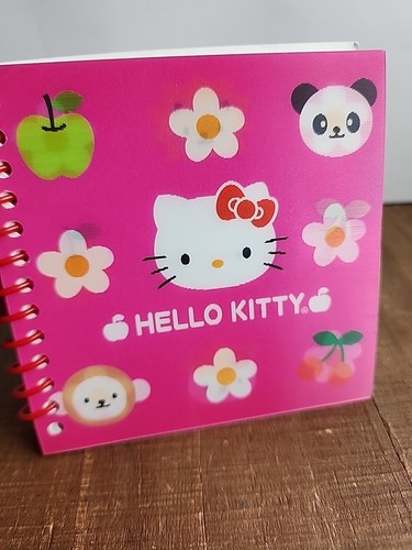 Sanrio Hello Kitty Lenticular Journal Note Pad 51 Sheets 4 By 4 Inches - Picture 7 of 20