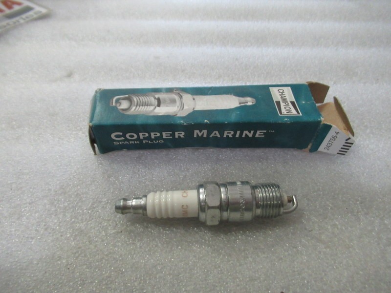 A10L Champion RV91MC Copper Plus Spark Plug #942M OEM New Factory Boat Parts
