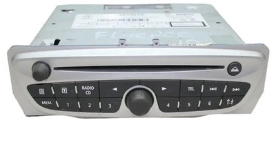 Renault Fluence L30 Bj.10 Autoradio Radio CD 281158115R BOSCH 7643041391