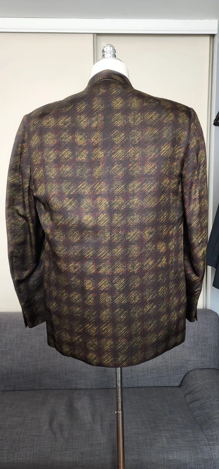 Chaqueta de esmoquin de seda d'Avenza para hombre. Hecho en Italia. Talla 46" Foto 3 de 4