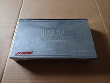 JT Eaton Repeater Low Profile Multi Catch Mouse Trap Stee Solid Lid Silver