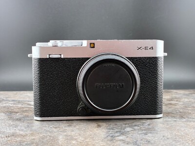 Fujifilm X-E4 26mp Mirrorless Digital Camera Silver *good* 6828