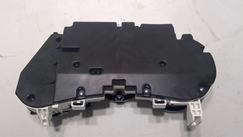 SE ADAPTA * 2003 PONTIAC VIBE CLUSTER PANEL DE INSTRUCCIONES MEDIDOR 88972281 - NUEVO OEM Foto 3 de 3