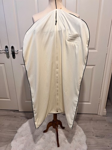 Fendi puffer jacket reversible size S (oversized) - amazing condition - Picture 9 of 9