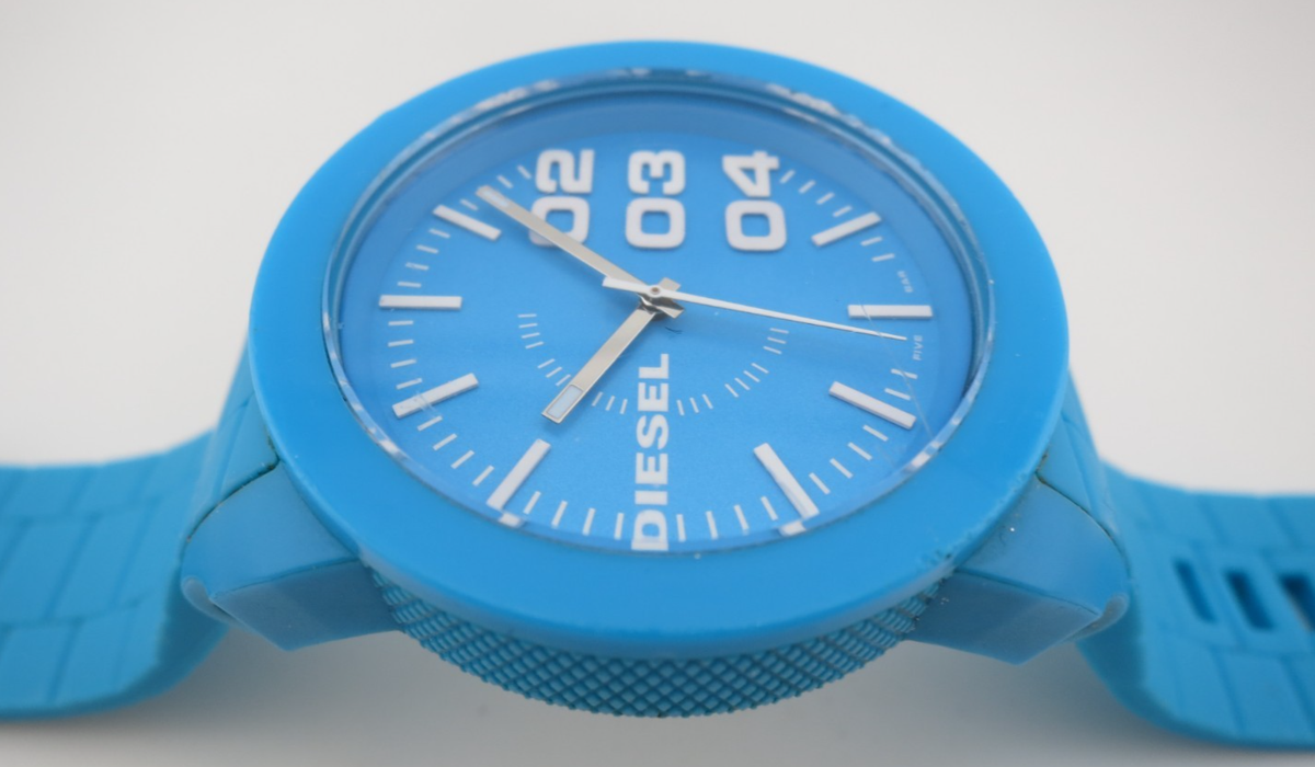 Diesel Double Down Blue Silicone Strap Analog Quartz Watch - DZ