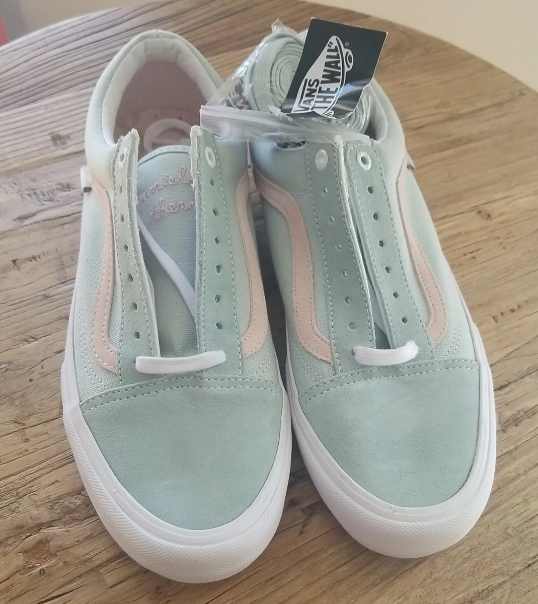 Vans old skool daniel clearance lutheran