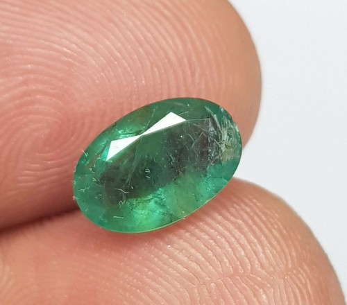 6.9Ct Naturel Vert Émeraude ( Panna ) Coupe Ovale Pierre Précieuse