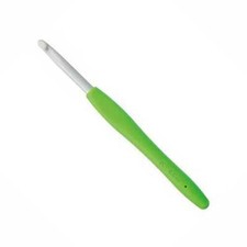 Clover ::Amour Crochet Hook:: K US / 6.5 mm / 5.5 in / 14 cm