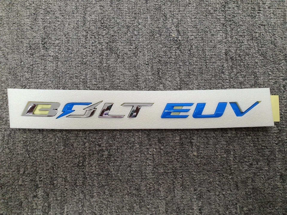 OEM P42691034 'BOLT EUV' letras maletero emblema azul + cromo para Chevrolet EUV Foto 3 de 3