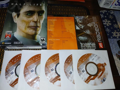 Half-Life 2 (PC, 2004) Gman cover with box ALL 5 DISCS WITH CODE RARE 