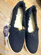 TOMS Valencia Black Canvas Slip-On Flats Women s US 6 EU 36.5 OrthoLite