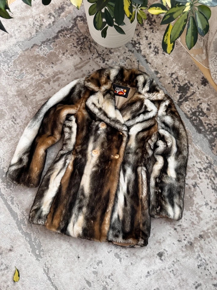 Abrigo de lujo Miss Sixty de piel sintética marrón y blanco de colección Foto 3 de 4