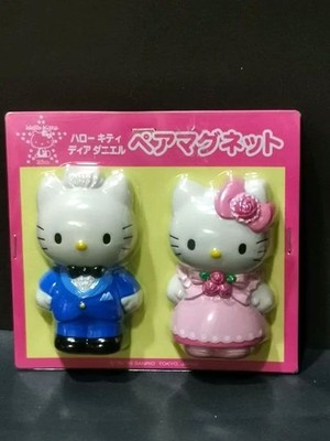 Hello Kitty × Dear Daniel Pair Magnets  Rare Item, Vintage Brand/Series: