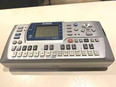 YAMAHA QY100 Electronic Music Keyboard Portable Ready to Use Authentic
