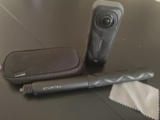 Insta360 X5 + invisible selfie stick + insta360 case