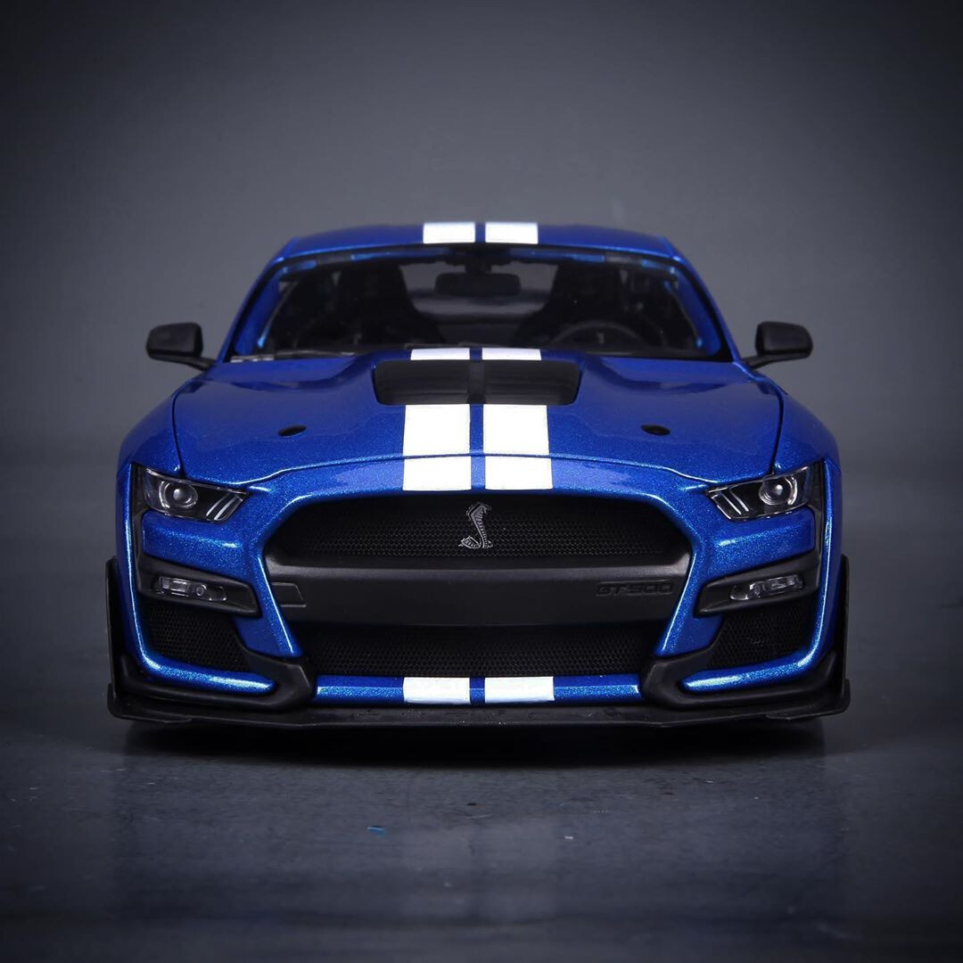 New Maisto 1:18 Scale Mustang Shelby GT500 2020 Blue Diecast Car
