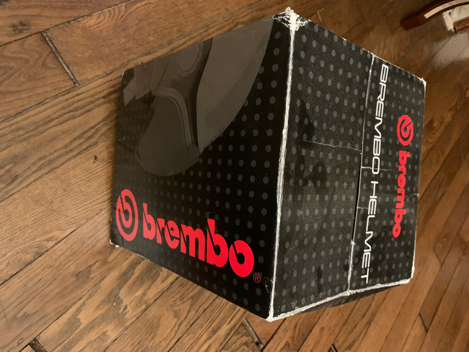 Casque intégral noir Brembo XL contre le vent et les chocs en moto