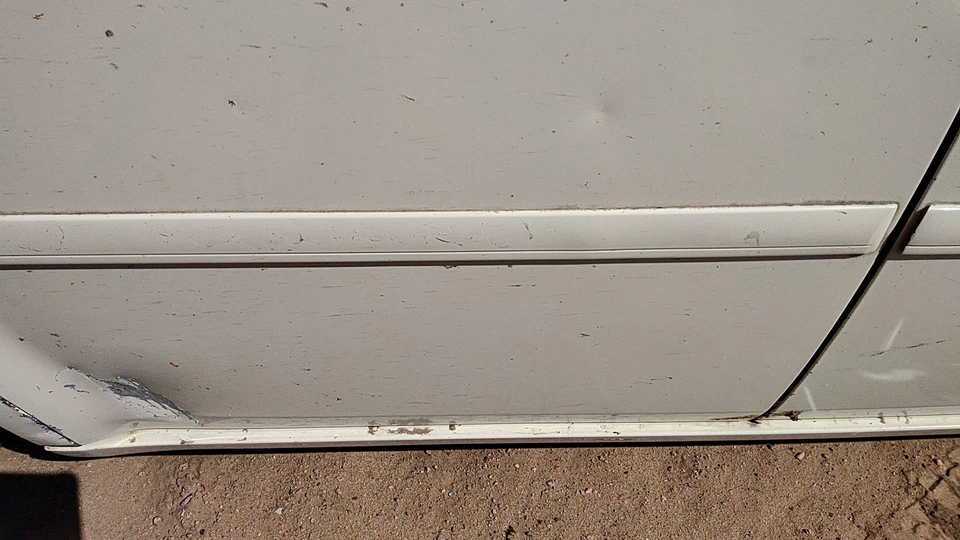 Chrysler 300 2005-07 pasajero moldura trasera derecha desde puerta OEM trasero blanco Pwg Foto 4 de 4