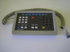 TECLADO/CONTROL PROCESADOR DE MUESTRA LC AUTOMATIZADO PERKING ELMER ISS 200 USADO RARO