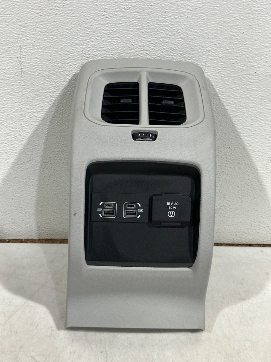 14 - 23 Jeep Cherokee Rear Console Air Vent Duct USB Port Panel