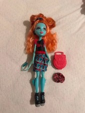Monster High Bambola Lorna McNessie Scambio Grigio Studente G1 Mattel