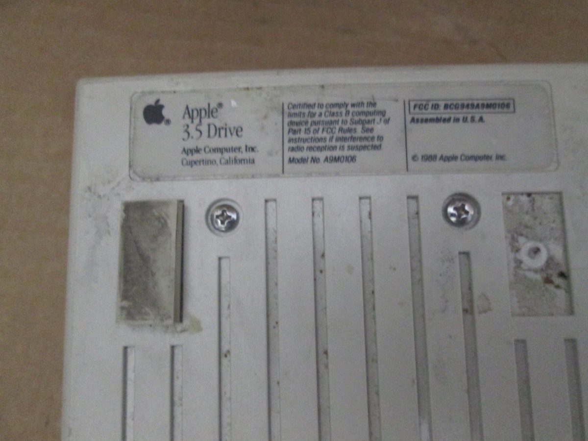 Vintage APPLE 3.5