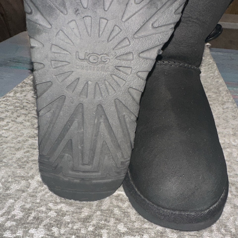 UGG Australia Bailey Button Suede Boot Black Women’s US6 eBay
