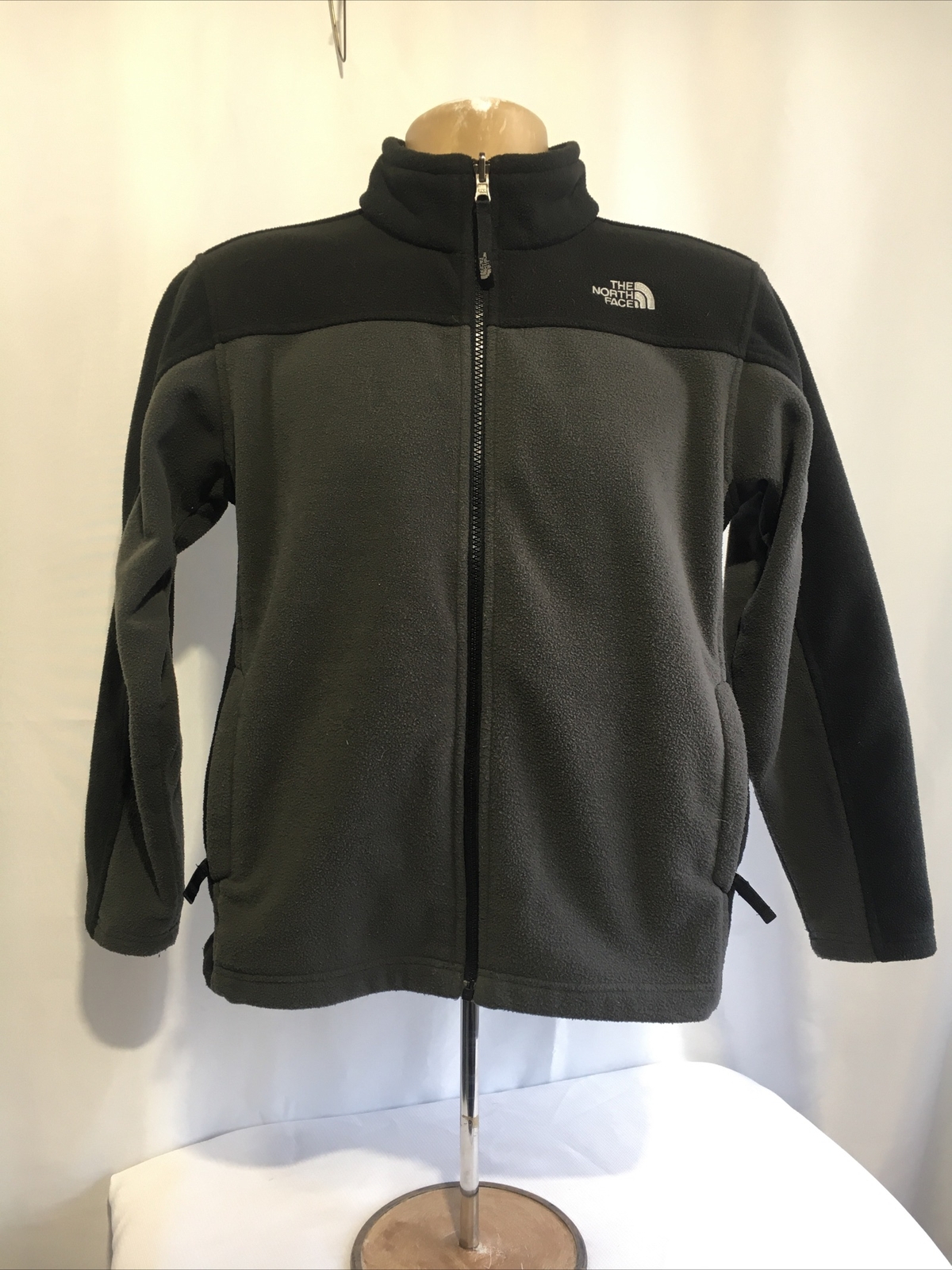 The North Face Men's Black & Gray Mock Neck Full-Zip Jacket with Pockets Size S