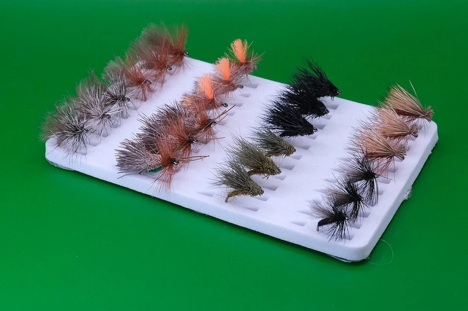 Dry Fly Sedges Set 24 Barbless Trout Fly Fishing Flies Caddis - Image 2 of 2