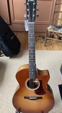Eastman Ac222ce Gb Dlx Guitar.