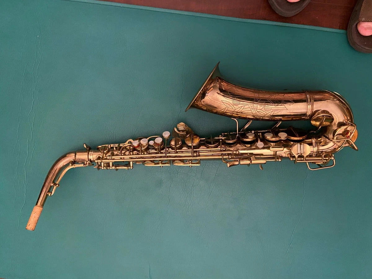 1953 CG CONN 6M ALTO SAXOPHONE WITH LADY FACE ENGRAVING eBay