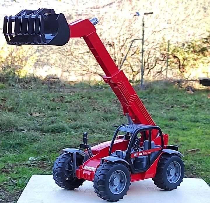 Bruder Manitou MLT 633 Turbo véhicule TP BTP travaux jouet idée