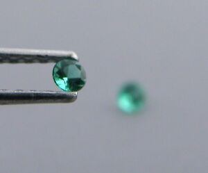 1mm MATCHING PAIR ROUND CUT NATURAL UNTREATED COLOMBIAN EMERALD GREEN