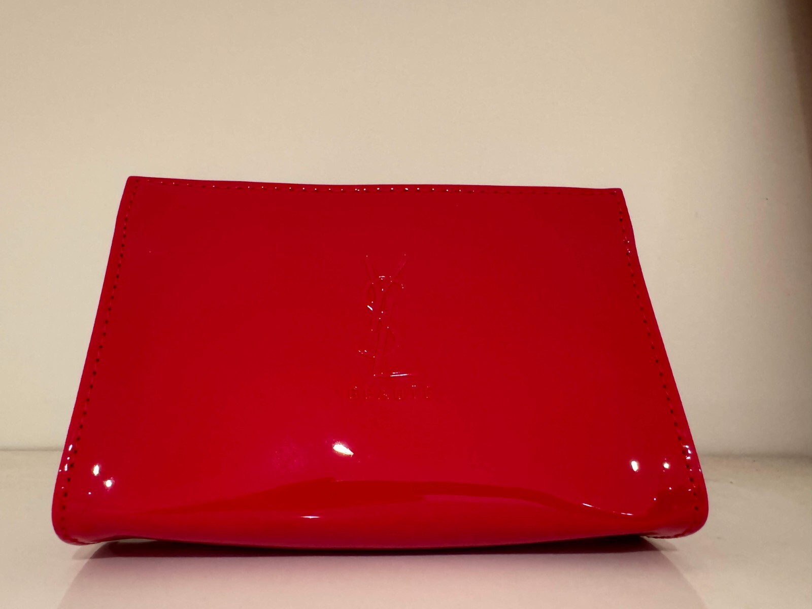 Borsa trucco Yves Saint Laurent YSL rossa