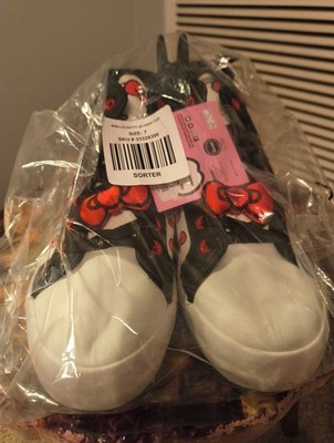 hello kitty high top sneakers  size 7