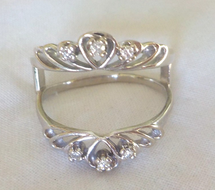 Solid 14K White Gold Split Shank Diamond Ring Jac… - image 1