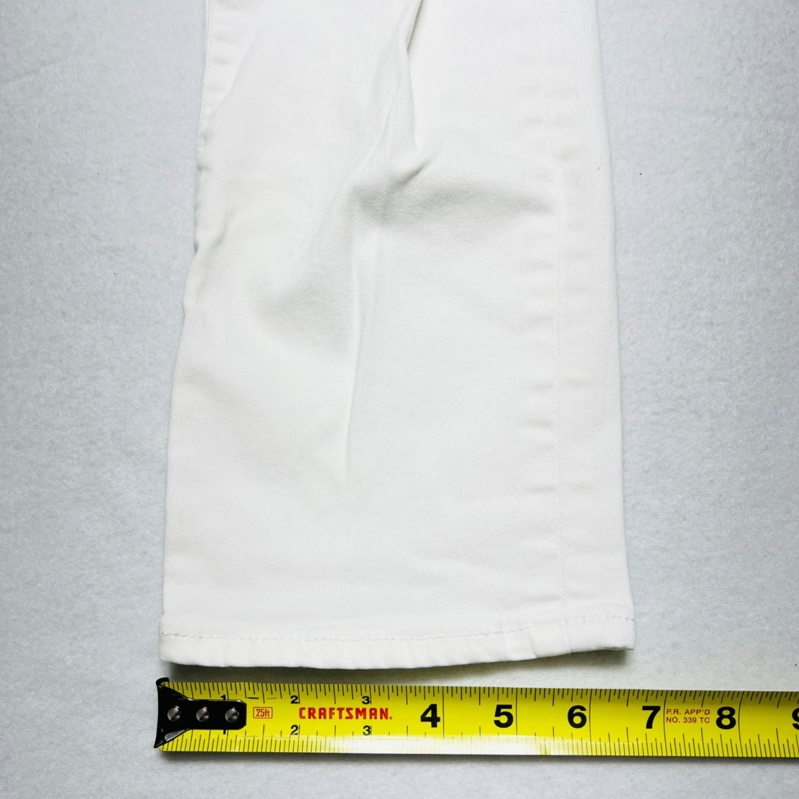 True Religion Women's Starr Distressed High Waist Stretch White Jeans Size 27W thumbnail 10