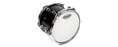 Evans G2 coated 16'' doppellagiges Tomfell weiß rau B16G2