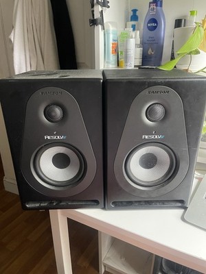 Samson RESOLV-SE5 MediaOne 5 Active 2-Way Studio Monitors