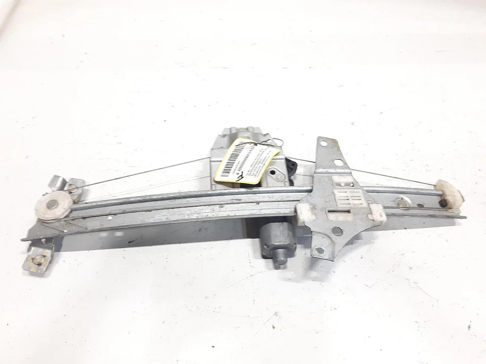 Toyota Avensis T22 Fensterheber vorn rechts elektrisch mit Hebermotor BJ1998 - Bild 3 von 4