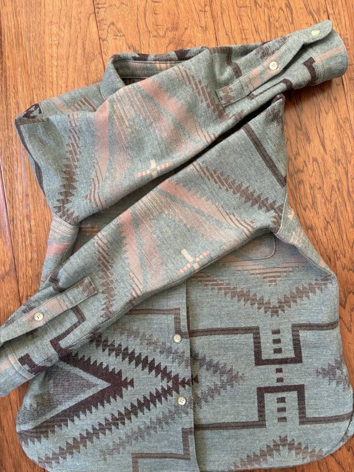 EUC Pendleton Wool Button Up Pocket Collared Shir… - image 15