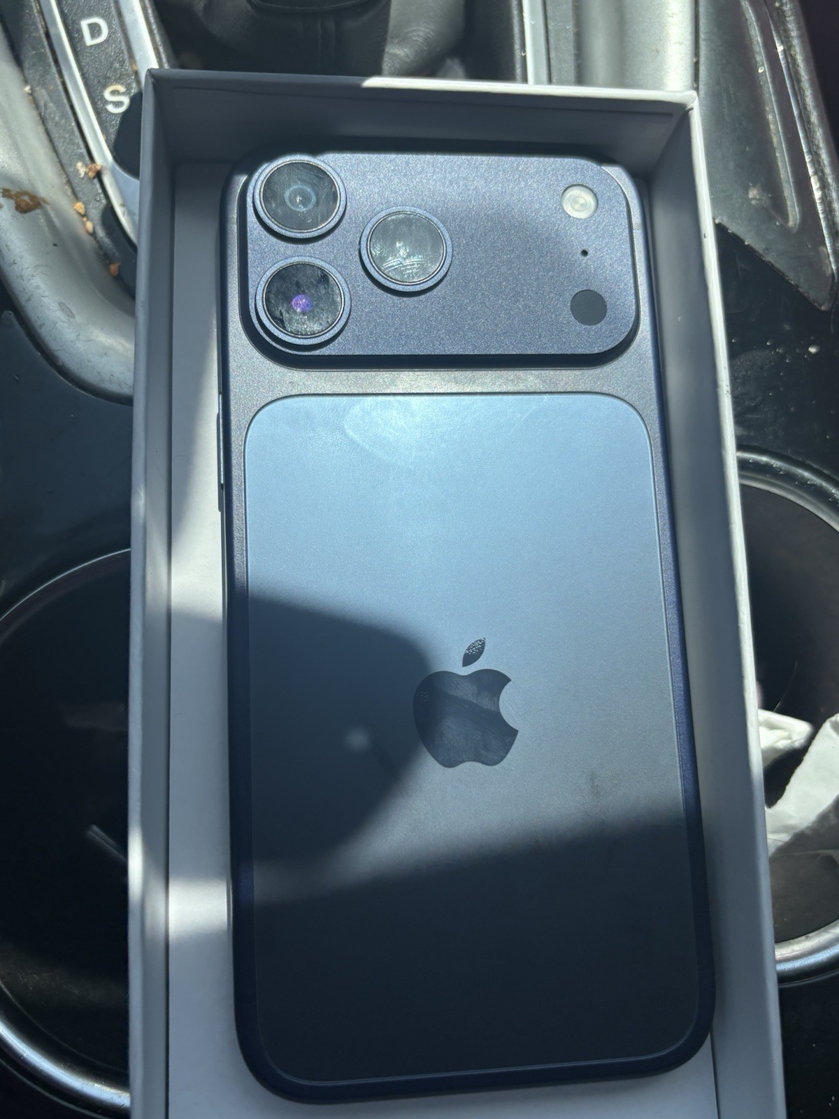 - threads in java Images High Quality Grahic iPhone 17 Pro Max 1TB Blue Slate Style 48MP Camera Used Smartphone | eBay