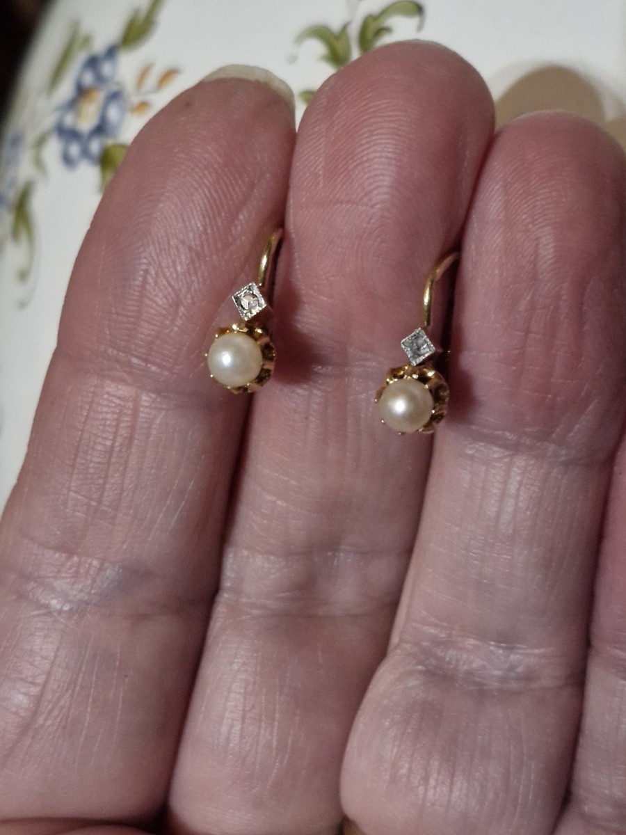 Boucles D'oreilles Anciennes En Or 18 Carats - Dormeuses Avec Perle Et Diamant - Occasion Très Bon état