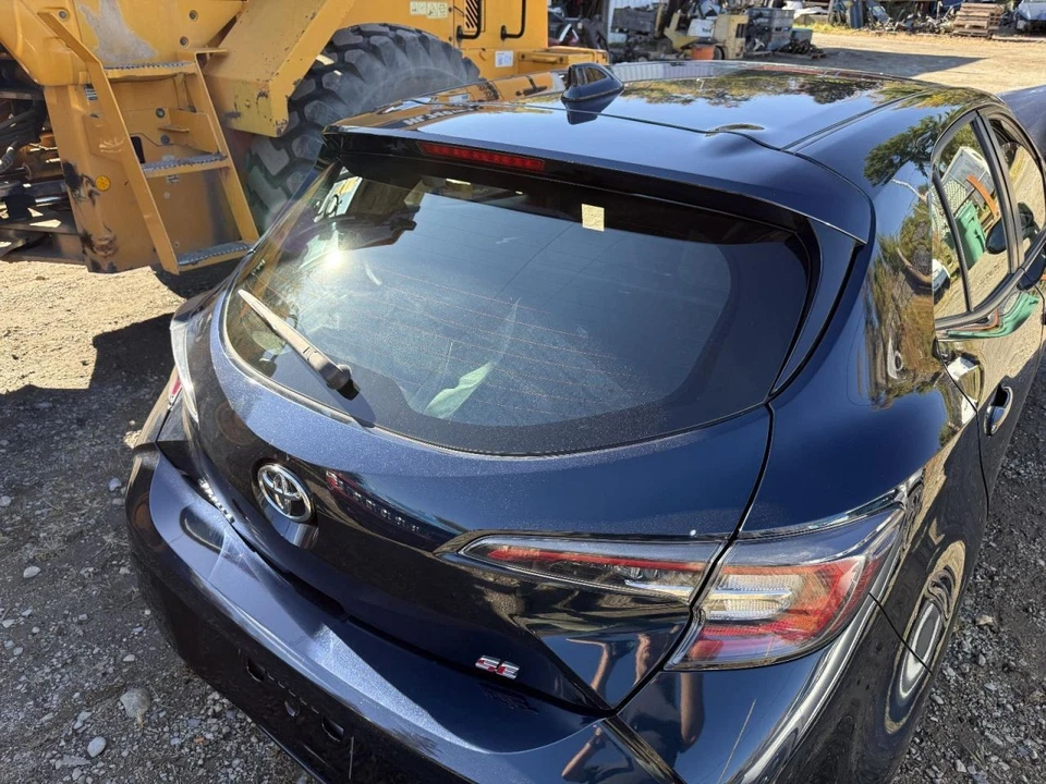 Toyota Corolla 2020-2022 puerta trasera azul Foto 3 de 3