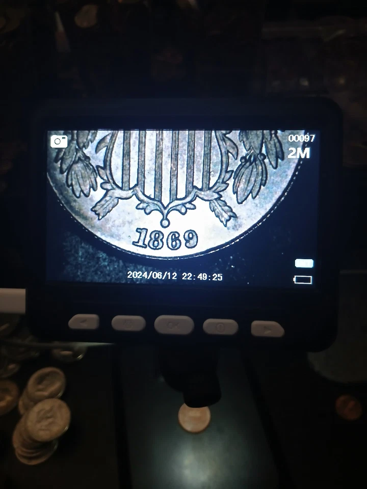 1869 Two Cent Piece In Extra Fine Condition Great Coin - Image 2 of 4