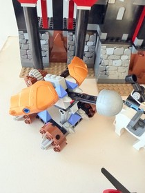 LEGO 8877 Castle - Vladek's Dark Fortress - 100% complete