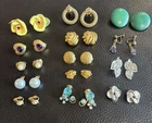 Vtg. Jewelry Estate Lot of 14 ScrewBack/Clip On Gold & Silver tone “EARRINGS”