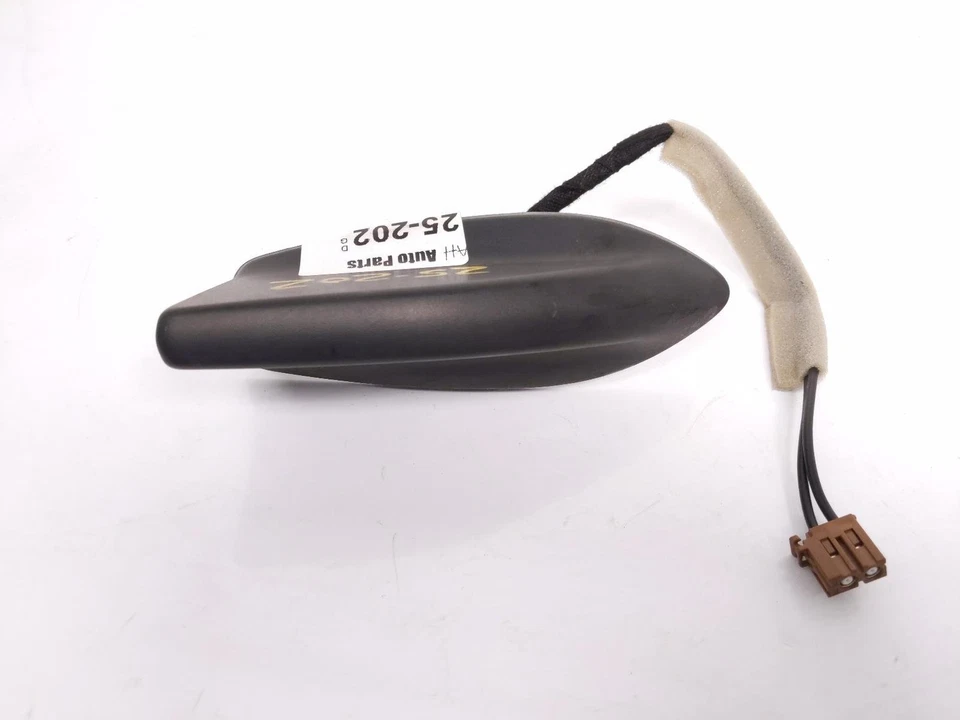 2022-2024 Nissan Frontier Radio Roof Antenna 28208-9Bu0b - Image 3 of 4