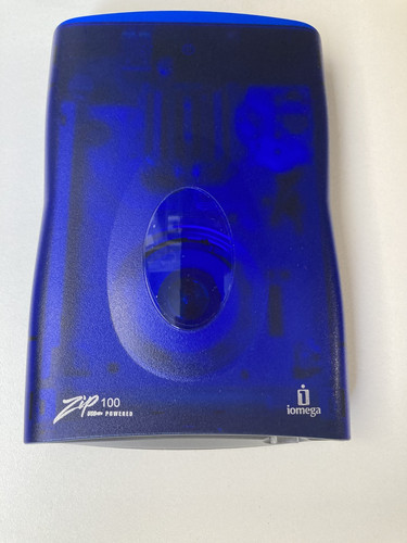 Iomega Zip 100 Z100USBS USB Powered External Drive 100MB Blue w/ Cable w/6 Disks