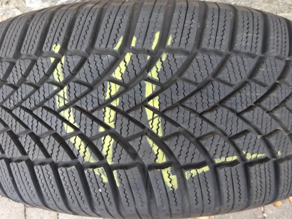 Winterräder Rial Alu 7x16H2 mit Bridgestone Blizzard 205/55R16 für Mercedes - Bild 3 von 4